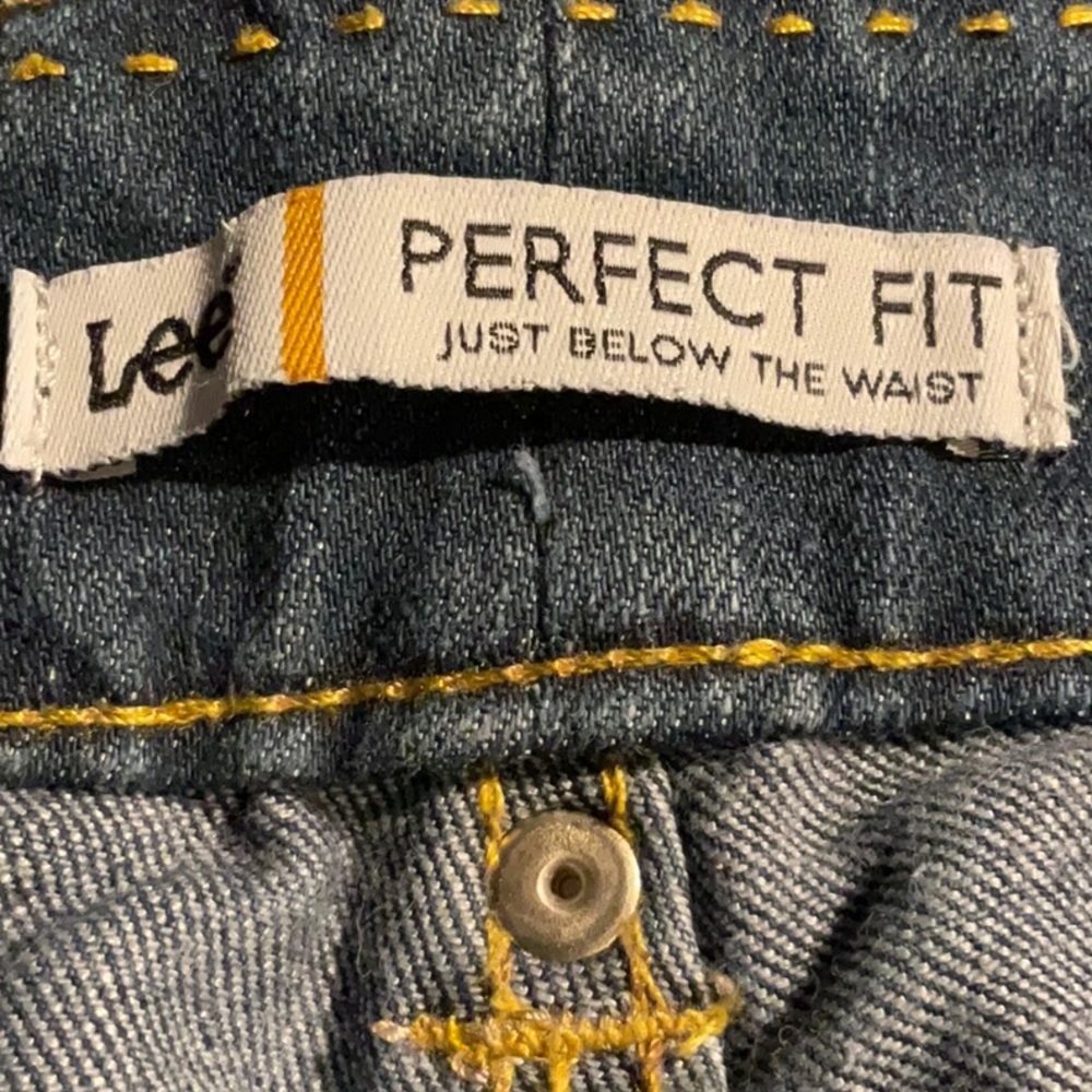 Lee's Perfect Fit Jeans size 16 Medium - Picture 6 of 9